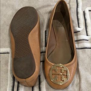 Tory Burch beige flats